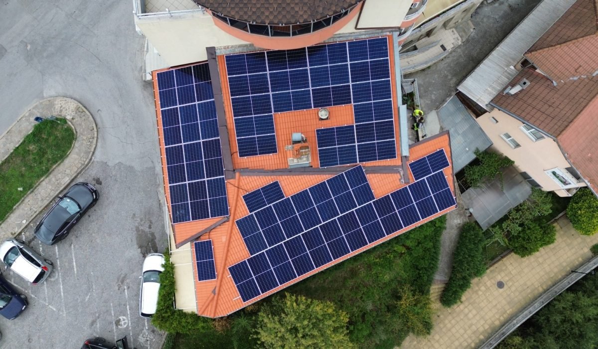 30kWp, Devin (3)